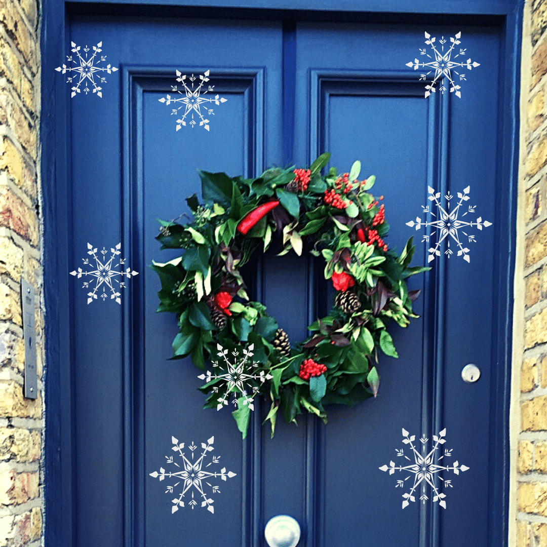How to hang your Christmas Wreath on your timber front door